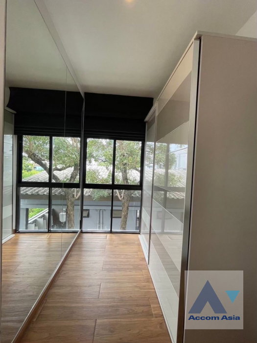 รูป 🔼🔽 AccomA 📩 Corner Unit,Fully Furnished 3 BR Townhouse @Areeya Mandarina 77 (AA45766) - รูปที่ 12/19