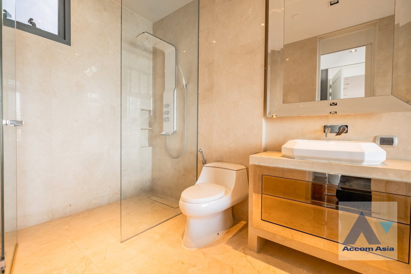 รูป 🔼🔽 AccomA 📩 Luxury pet-friendly condominium on Phrom Phong main road. AA21892 - รูปที่ 11/20