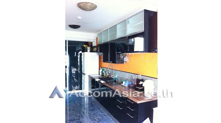 รูป 🔼🔽 AccomA 📩 Home Office 4 BR House in Si Lom (AA11039) - รูปที่ 2/11