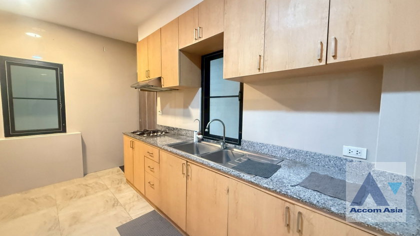 รูป 🔼🔽 AccomA 📩 4 BR House @The Noble Ekkamai 22 (50133) - รูปที่ 4/20