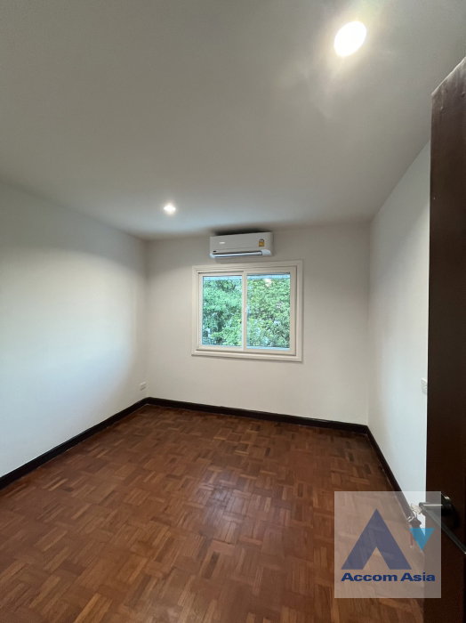 รูป 🔼🔽 AccomA 📩 Private Swimming Pool 5 BR House in Khwaeng Sam Sen Nai (AA38267) - รูปที่ 14/19