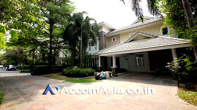 Houses for rent BTS Thong Lo (Thong Lor) : 🔼🔽 AccomA 📩 Pet friendly,Private Swimming Pool 4 BR House @Privacy and Peaceful (1815488)