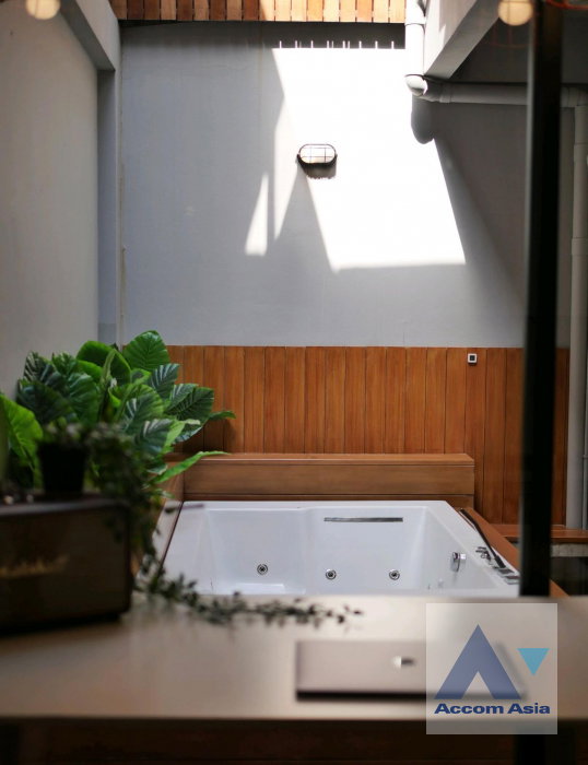 picture 🔼🔽 AccomA 📩 3 BR House in Khlong Tan Nuea (AA27387) - 11/20