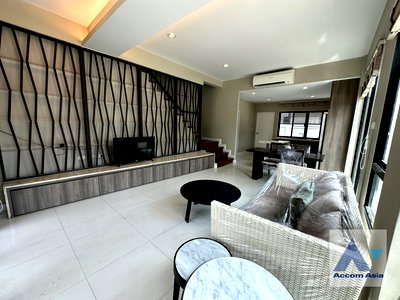 Houses for rent Bangna Commercial College : 🔼🔽 AccomA 📩  3 BR House @Bless Town (AA39939)