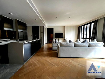 คอนโดให้เช่า : 🔼🔽 AccomA 📩 Luxury,Fully Furnished 2 BR Condominium @The Reserve Sukhumvit 61 (AA42139)