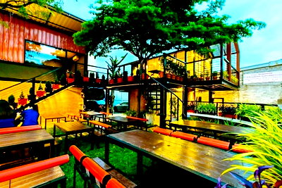 เช่าบ้านเดี่ยว ถนนประเสริฐมนูกิจ : บ้านชั้นครึ่ง 106ตร.วา. 320ตร.ม.ใกล้ BTS เสนานิคม 2.6กม. ลาดปลาเค้า อมรพันธ์9 เสนานิคม1 ขนาดใหญ่ ฟังก์ชันครบ 10 นอน 3 น้ำ