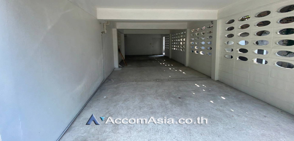 รูป 🔼🔽 AccomA 📩 Pet friendly,Garden 3 BR House in Klong Tan (AA25488) - รูปที่ 8/19