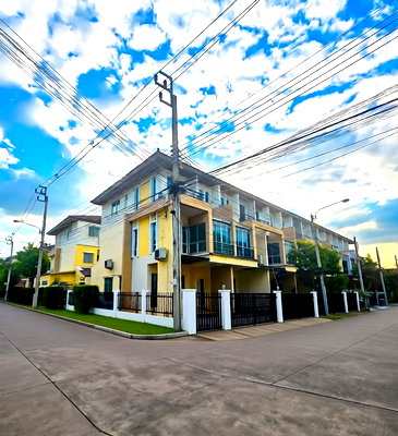 ทาวน์โฮม บิ๊กซี ฟู๊ดเพลส สุขาภิบาล 5 : 🌿 **VS0018 🏡 Vista Park แจ้งวัฒนะ ขาย 4.29 ล้าน 🚆 ใกล้ MRT สามัคคี**