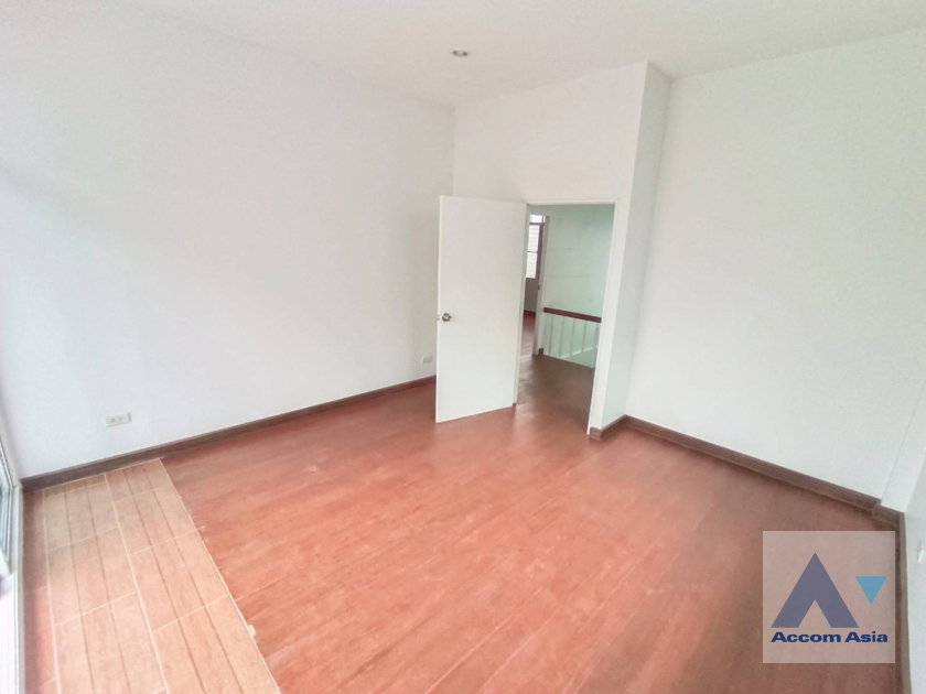 picture 🔼🔽 AccomA 📩 Pet friendly 3 BR House in Khlong Tan Nuea (AA36328) - 7/16
