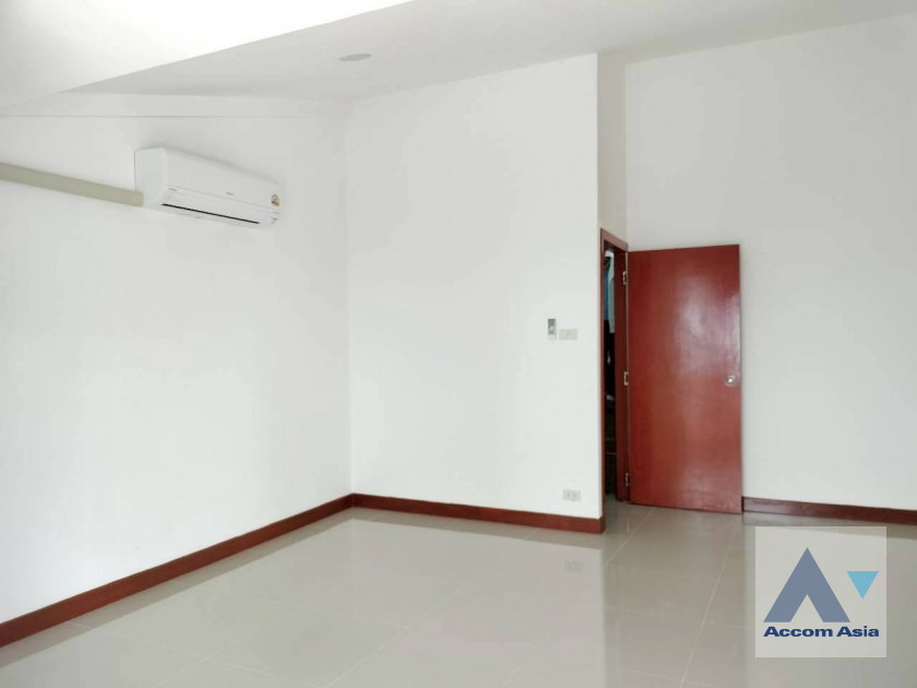 picture 🔼🔽 AccomA 📩 Home Office 2 BR Townhouse in Khlong Tan Nuea (2515243) - 6/16