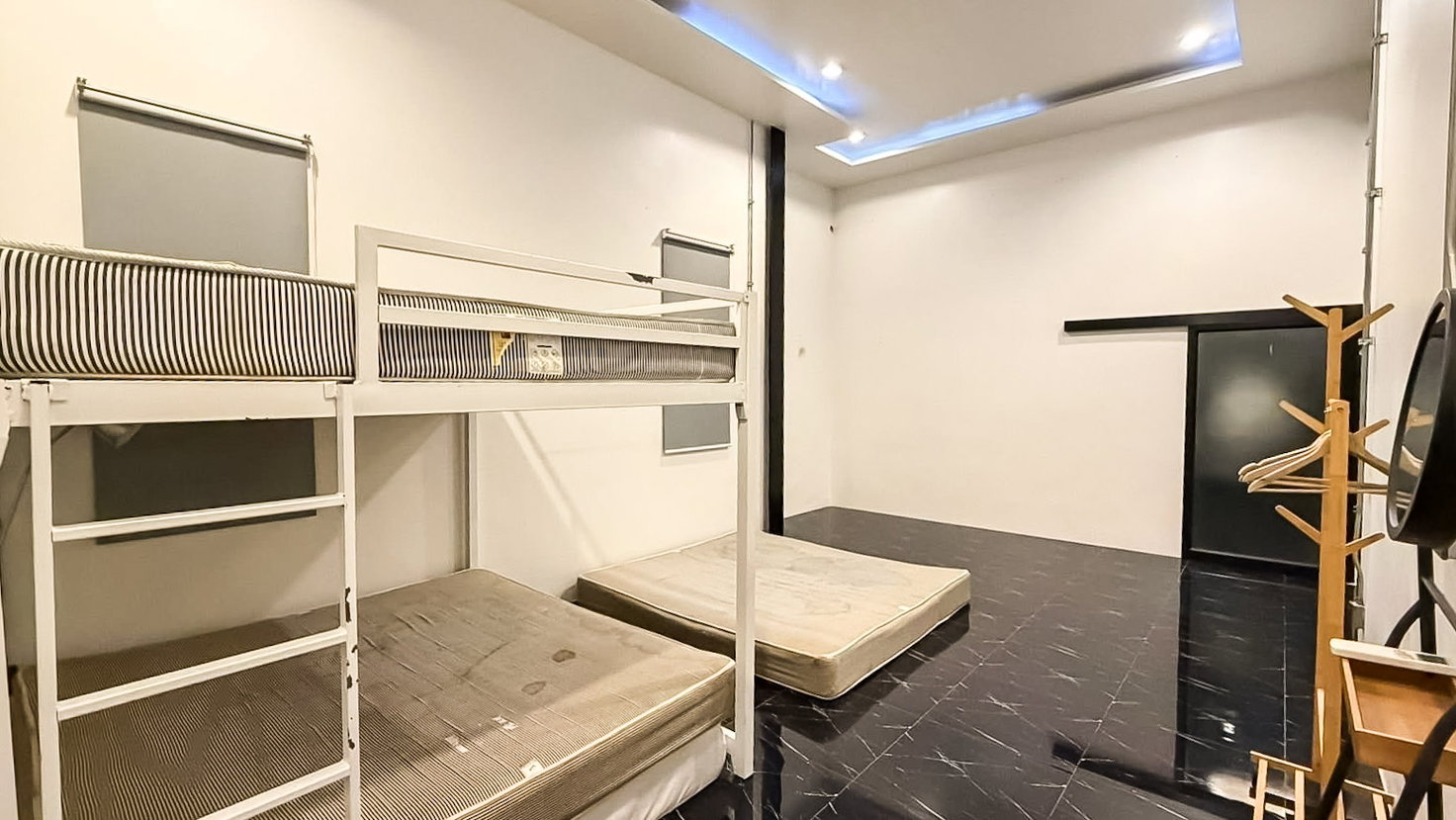 รูป Single Detached Pool Villa for Sale Huai Yai Na Jomtien - รูปที่ 7/19