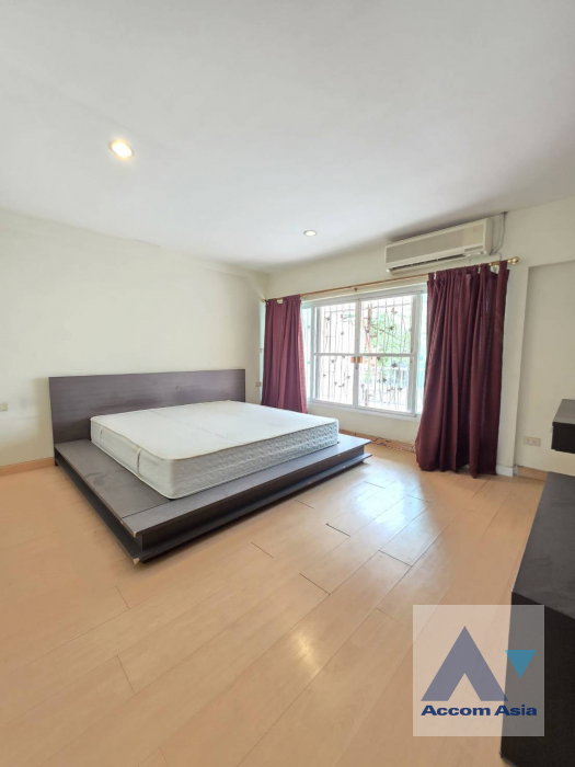 รูป 🔼🔽 AccomA 📩  Thai-contemporary style home with both Western and Thai kitchens (AA29496) - รูปที่ 7/19