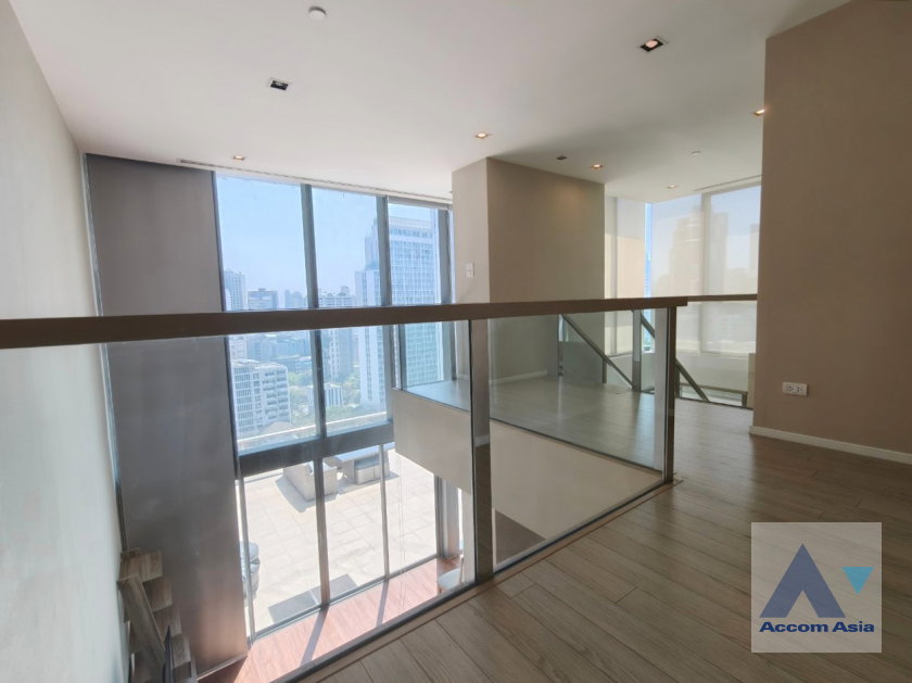 รูป 🔼🔽 AccomA 📩 Penthouse,Huge Terrace,Duplex Condo,Double High Ceiling 2 BR Condominium @The Room Sukhumvit 21 (13001569) - รูปที่ 13/20
