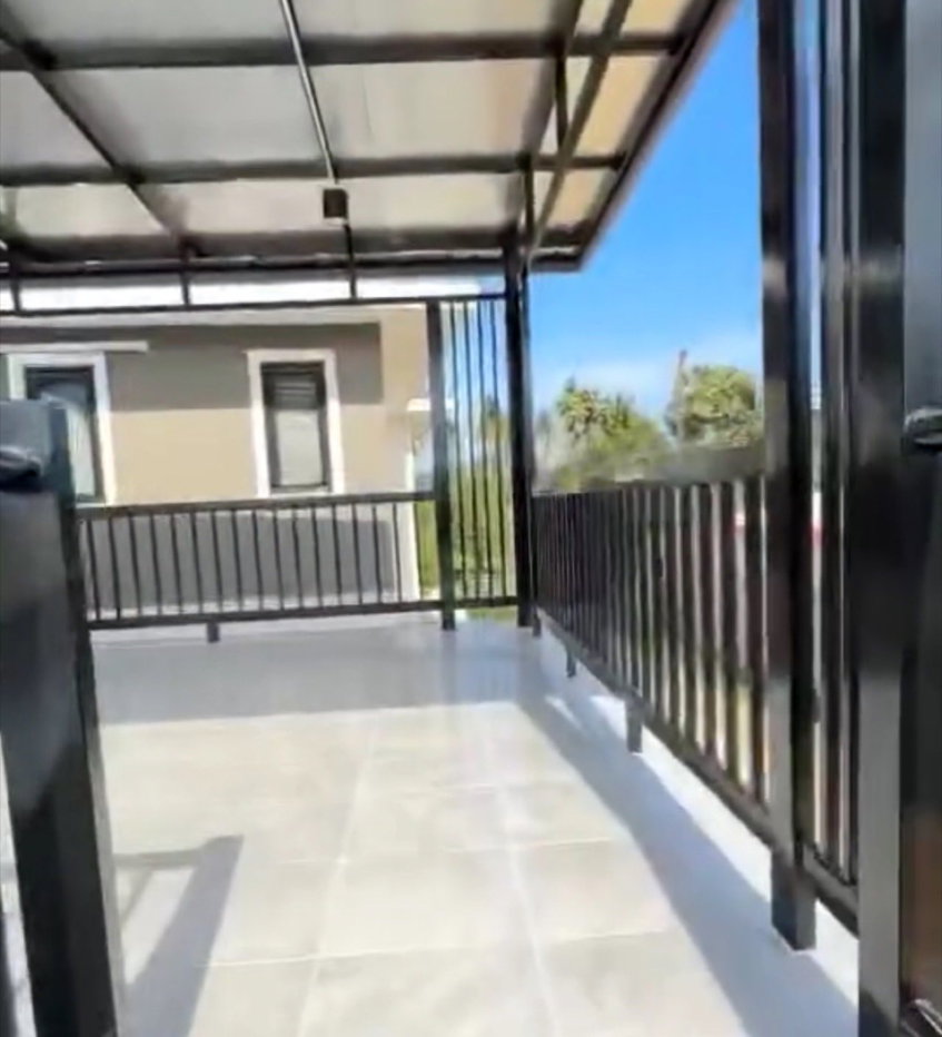 รูป 🚩พิเศษเพียง 4.9 ล้าน เท่านั้น!!! บ้านพูลวิลล่า 3 ห้องนอน 3 ห้องน้ำ + สระว่ายน้ำ เฟอนิเจอร์ครบ พร้อมอยู่ ⏱️ - รูปที่ 3/13