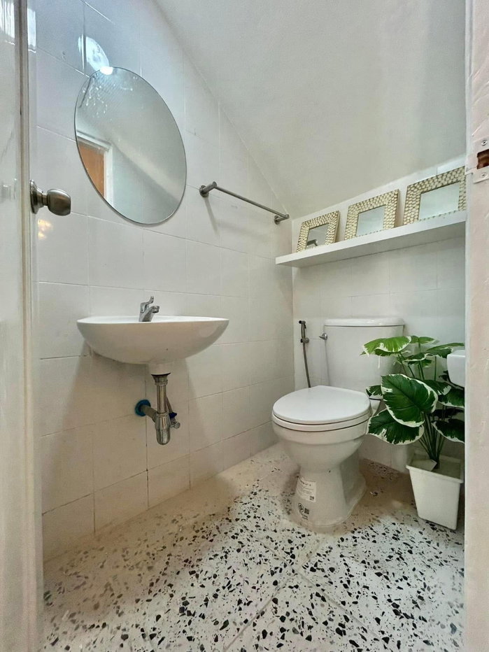 รูป ขายทาวน์เฮ้าส์ 2 ชั้น  หมู่บ้านปัณณธร 3  พรประภานิมิต ตกแต่งครบ ติดถนนหลักของหมู่บ้าน ไม่มีค่าส่วนกลาง  - รูปที่ 10/24