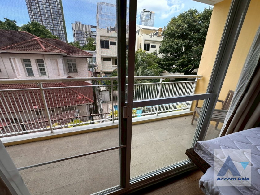 รูป 🔼🔽 AccomA 📩  Elegant family-size condo with private ambiance in Sukhumvit at Silver Heritage (AA29552) - รูปที่ 13/20