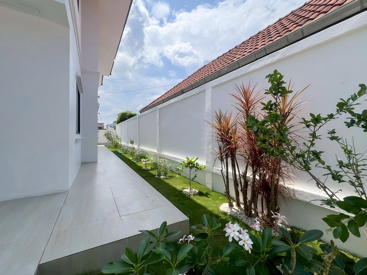 รูป 4 Bedroom Pool Villa for Sale in Chaiyapruek Pattaya - รูปที่ 4/16