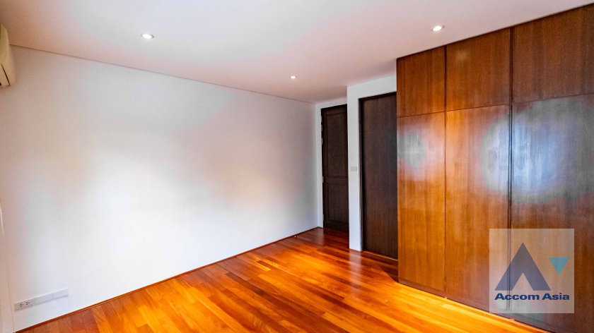 รูป 🔼🔽 AccomA 📩 Pet friendly,Private Swimming Pool 4 BR House in Khlong Tan Nuea (AA36081) - รูปที่ 18/20