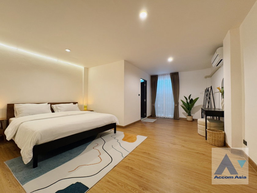 picture 🔼🔽 AccomA 📩 Fully Furnished 3 BR Townhouse in Phra Khanong Tai (AA45901) - 9/11
