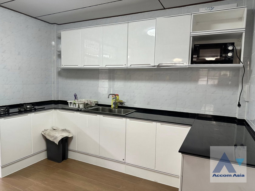 รูป 🔼🔽 AccomA 📩 Fully Furnished,Pet friendly 4 BR House in Bang Chak (AA44794) - รูปที่ 3/20