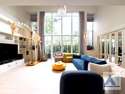 เช่าบ้านเดี่ยว วัน แบงค็อก   : 🔼🔽 AccomA 📩 Newly Renovated Detached House 1,300 M. to EmQuartier  (AA41871)