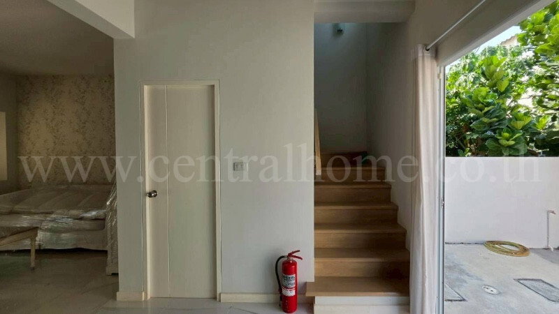 รูป ทาวน์โฮม 2 ชั้น วิลลาจจิโอ บางนา ซอยเอแบค บ้านสวยใหม่มาก พร้อมอยู่ ราคาถูก - รูปที่ 15/41