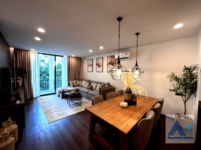 Townhouses for rent Rajamangala University of Technology Krungthep South Bangkok Campus : 🔼🔽 AccomA 📩 Pet friendly 3 BR Townhouse in Si Lom (AA38225)