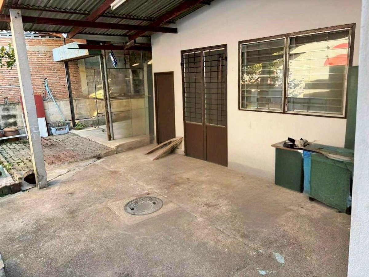 รูป  ขายบ้านเดี่ยว หมู่บ้าน 2521 ซอยสวนผัก 44 ถนนสวนผัก แขวงฉิมพลี เขตตลิ่งชัน กรุงเทพฯ - รูปที่ 2/14