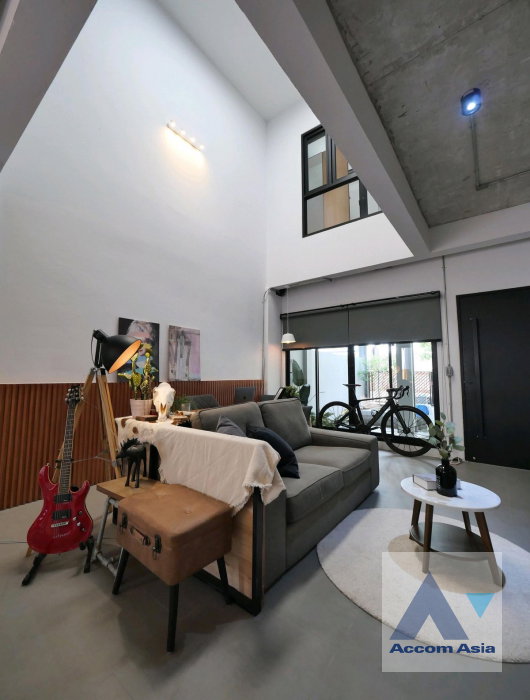 picture 🔼🔽 AccomA 📩 3 BR House in Khlong Tan Nuea (AA27387) - 3/20