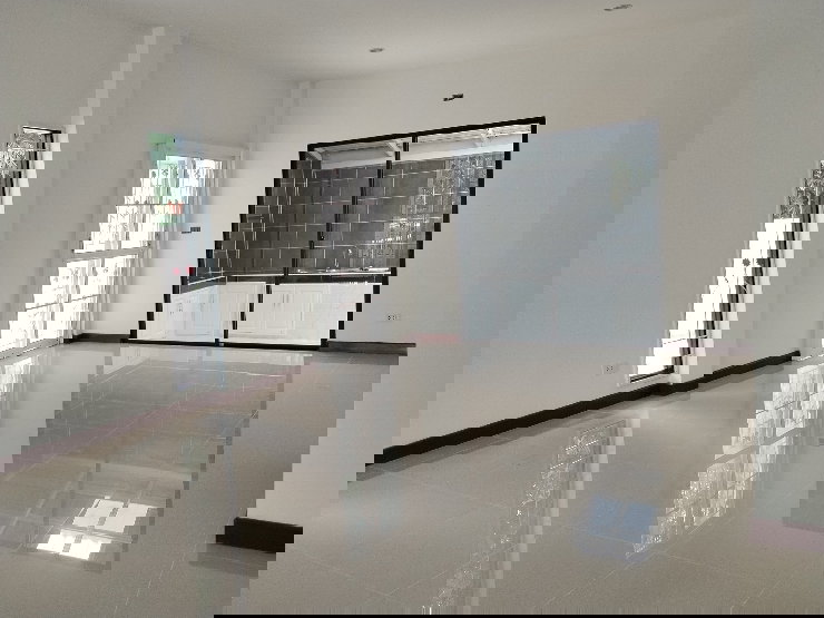 รูป บ้านรีโนเวทใหม่หลังริม3ห้องนอน2ห้องนำ้เครือสหพัฒน์ - รูปที่ 12/31