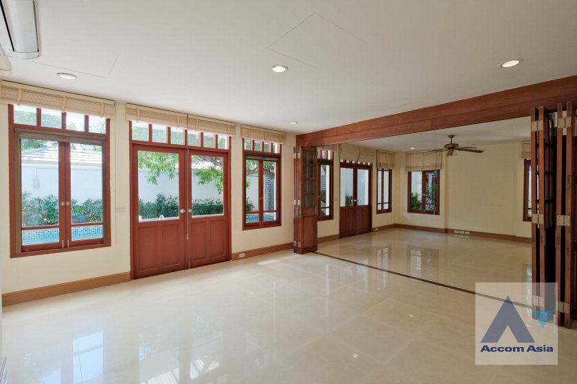 picture 🔼🔽 AccomA 📩 Home Office,Private Swimming Pool 4 BR House in Khlong Tan Nuea (66358) - 2/20
