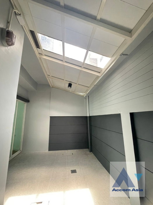 รูป 🔼🔽 AccomA 📩  4 BR House in Chom Phon (AA35914) - รูปที่ 8/12