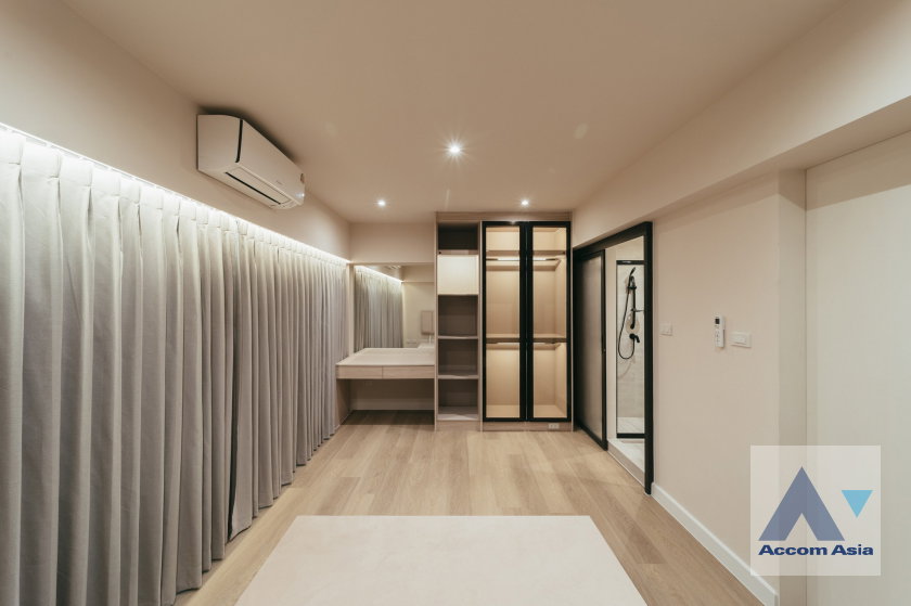 รูป 🔼🔽 AccomA 📩 Pet friendly,Newly renovated,Corner Unit 5 BR Townhouse @Regent 71 (AA43783) - รูปที่ 12/18
