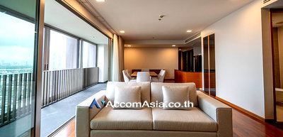 Condos for rent Soi Ekamai (Sukhumvit 63) : 🔼🔽 AccomA 📩 Pet friendly 3 BR Condominium @Ashton Morph 38 (AA30242)
