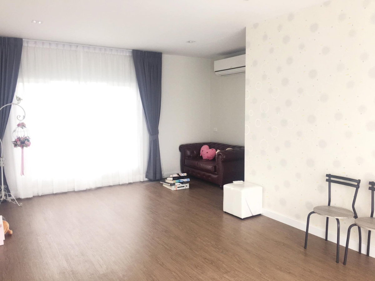 รูป บ้านแฝด สไตล์อังกฤษ 2 ชั้น บ้านเลขที่ 159/123 (หลังมุม) โครงการ Golden Neo Sathorn (ต้นถนนกัลปพฤกษ์) ใกล้ BTS วุฒากาศ (เจ้าของขายเอง) - รูปที่ 2/15