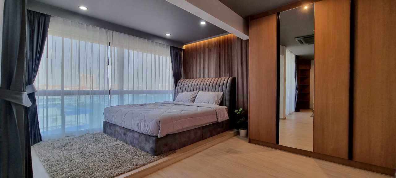 รูป Stunning Penthouse for Sale at Sombat Condoview Pattaya - รูปที่ 15/32