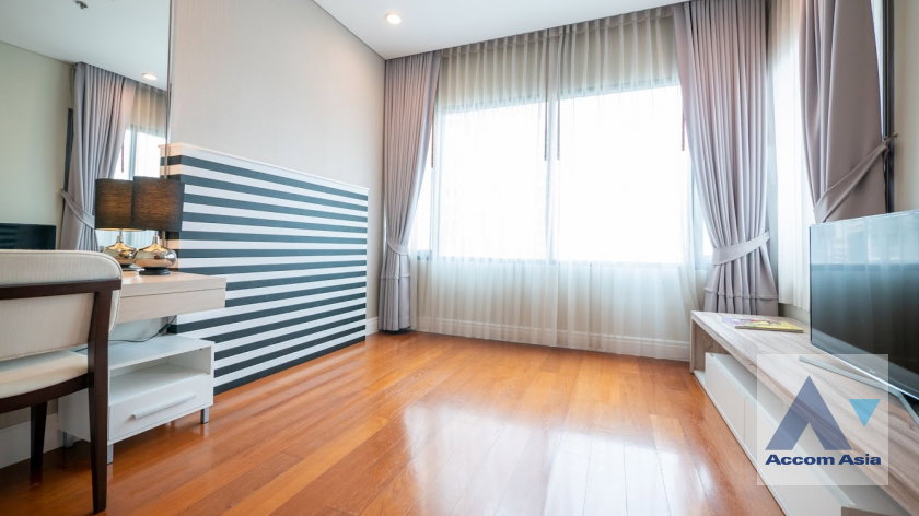 รูป 🔼🔽 AccomA 📩 Stylish condo with full-height windows at Bright Sukhumvit 24 (AA19516) - รูปที่ 9/9