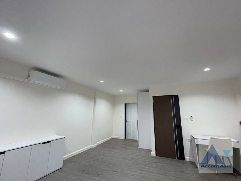 รูป 🔼🔽 AccomA 📩  3 BR Townhouse in Suan Luang (AA43093) - รูปที่ 4/20