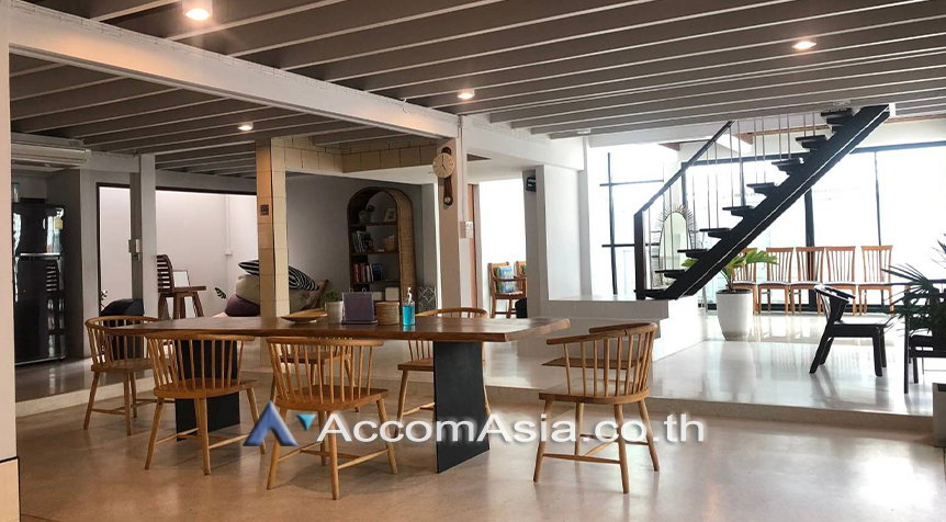 picture 🔼🔽 AccomA 📩  4 BR House in Khlong Tan Nuea (AA27321) - 1/11