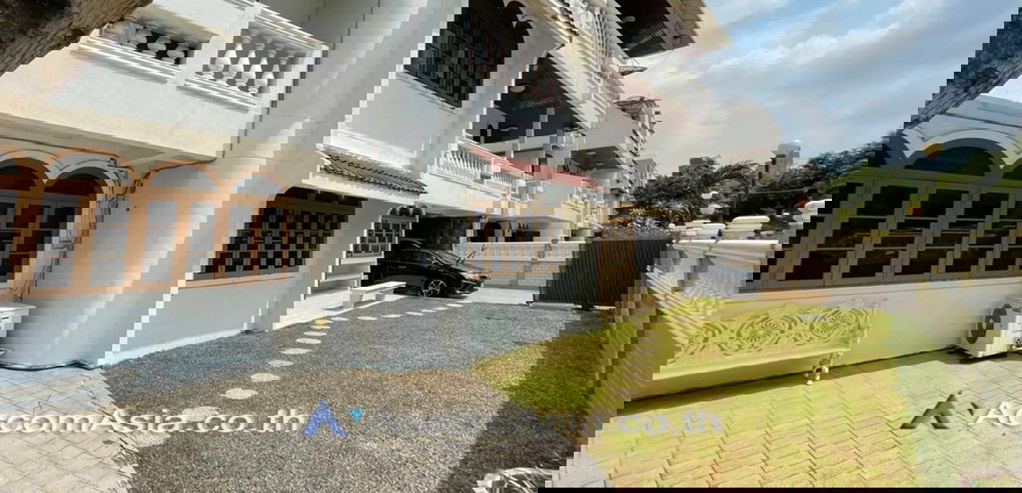 รูป 🔼🔽 AccomA 📩  5 BR House in Khlong Tan Nuea (AA29561) - รูปที่ 1/16