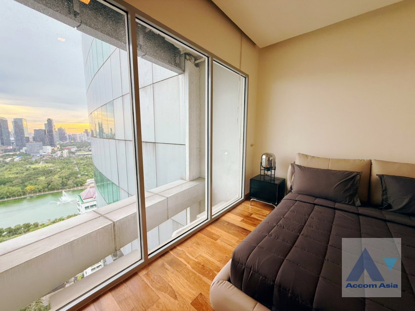picture 🔼🔽 AccomA 📩 Penthouse Duplex with City View ( AA16215 ) - 19/20