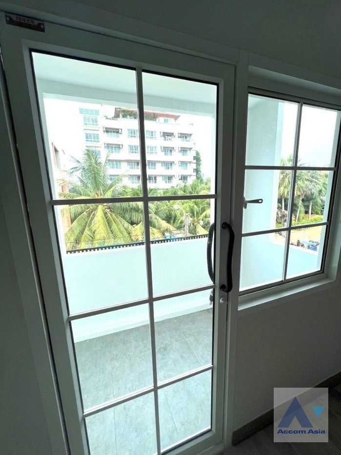 รูป 🔼🔽 AccomA 📩 Pet friendly,Home Office 5 BR House in Phra Khanong Nuea (AA35823) - รูปที่ 6/7