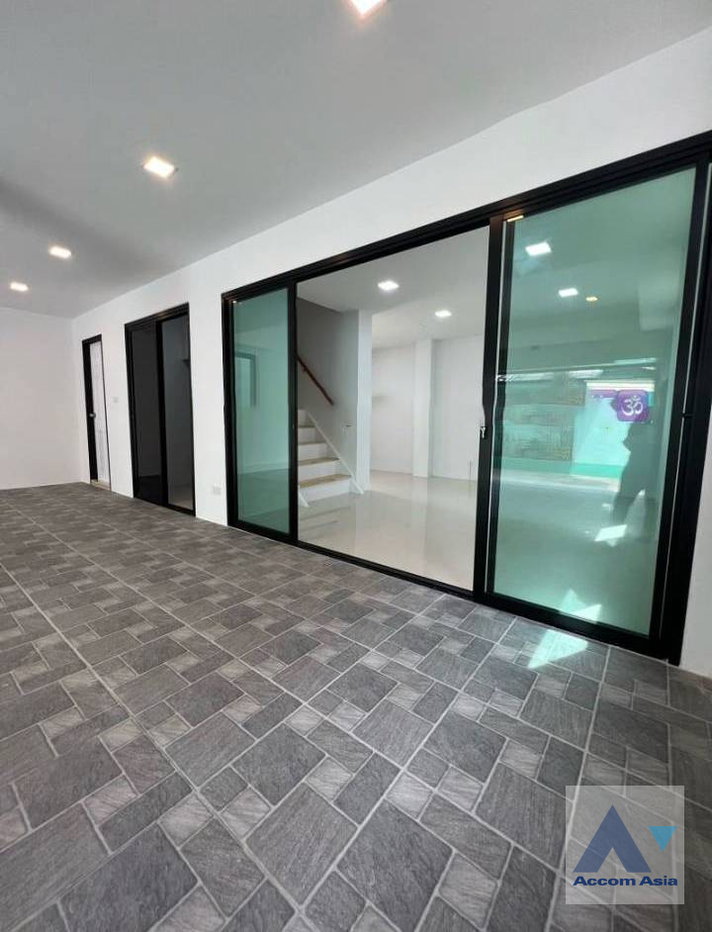 รูป 🔼🔽 AccomA 📩 Home Office 3 BR House in Phra Khanong Nuea (AA35409) - รูปที่ 3/16
