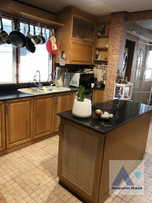 picture 🔼🔽 AccomA 📩 Home Office 4 BR House in Phra Khanong Nuea (AA39609) - 10/20