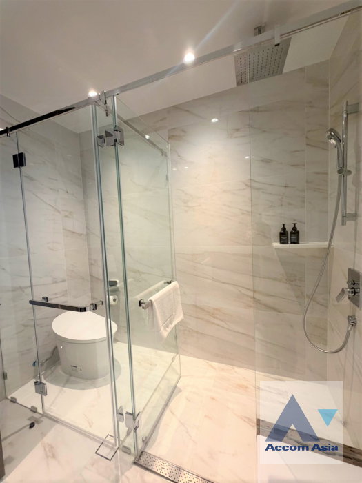 รูป 🔼🔽 AccomA 📩  Elegant condo with soft interior tones in Sathorn area (AA41296) - รูปที่ 8/13