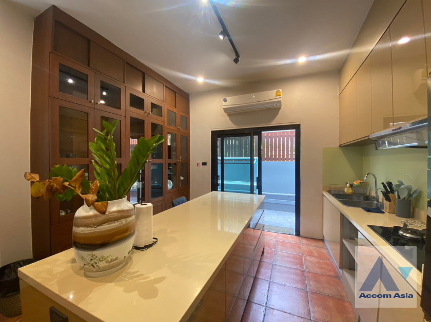 picture 🔼🔽 AccomA 📩 Private Swimming Pool 5 BR House in Khlong Tan Nuea (610024) - 9/20