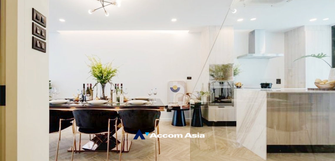 รูป 🔼🔽 AccomA 📩  Modern resort-style home with high ceilings and premium finishes in Phrom Phong (AA33786) - รูปที่ 7/18