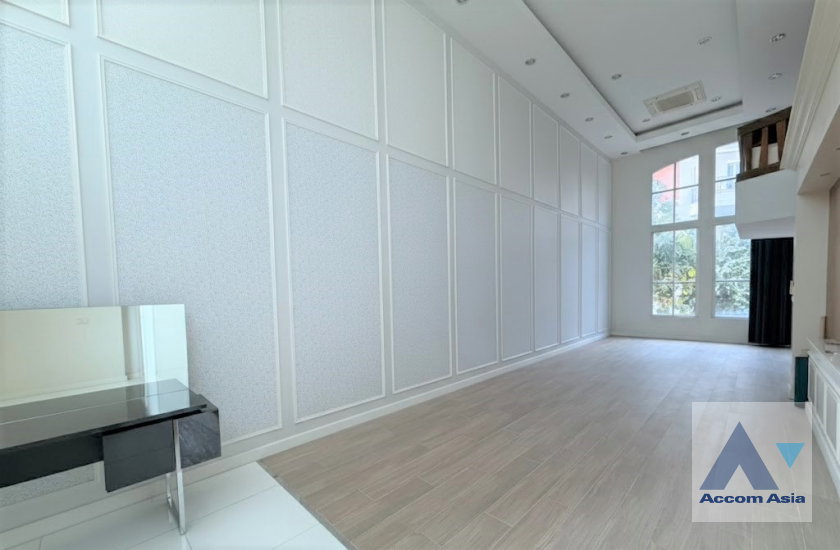 รูป 🔼🔽 AccomA 📩 Pet friendly 4 BR House @Baan Klang Krung Thonglor (AA26733) - รูปที่ 4/18