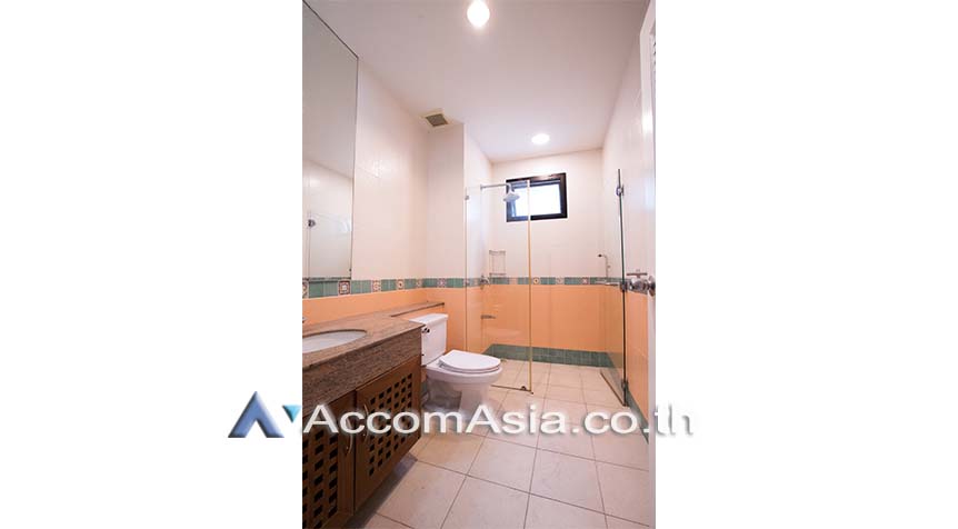 รูป 🔼🔽 AccomA 📩  Family-friendly house with private pool and garden in Sathorn (AA27509) - รูปที่ 19/20