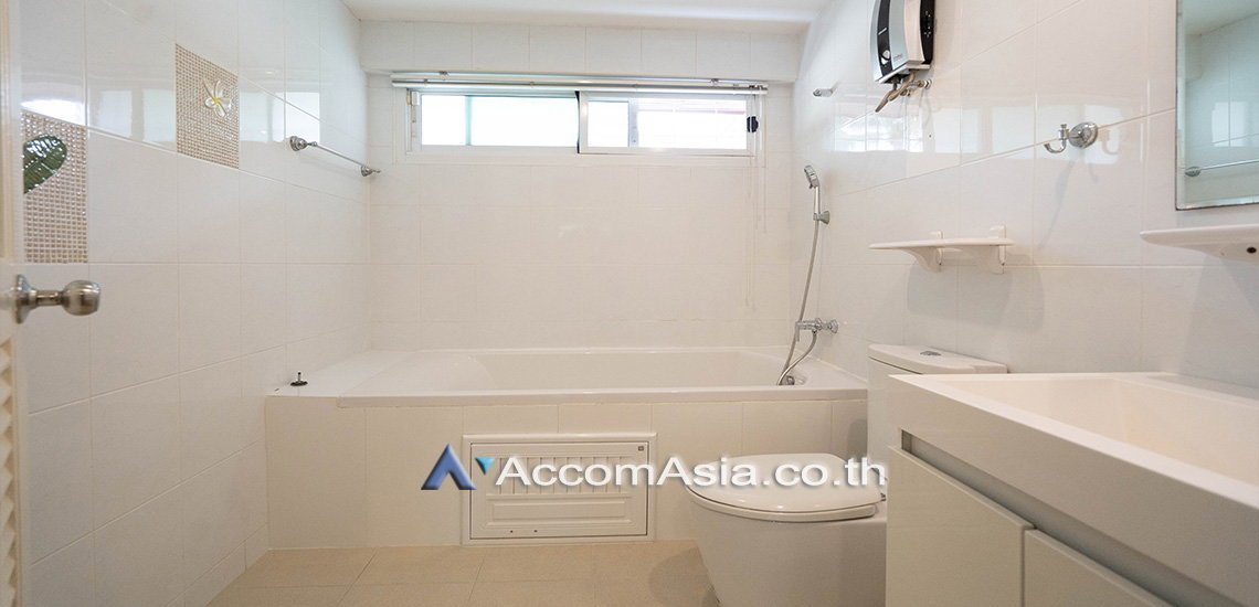 รูป 🔼🔽 AccomA 📩 Common Pool 3 BR House @Ekkamai Cozy House with swimming pool (AA30960) - รูปที่ 10/14